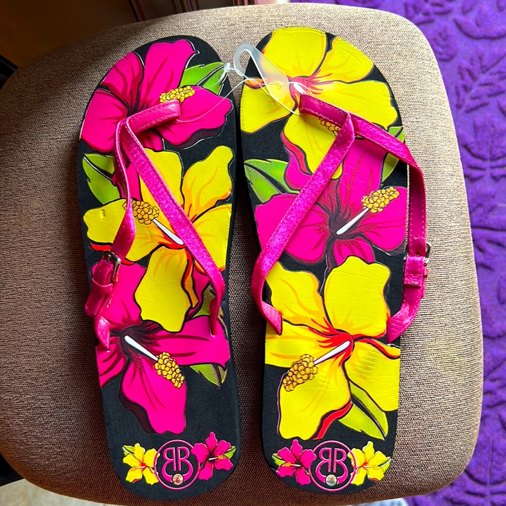 Hibiscus Flower Adult Flip Flops NWT